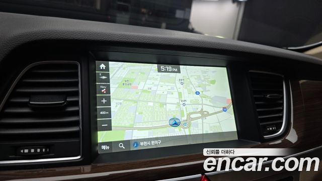 Genesis G80 2017 — photo 21