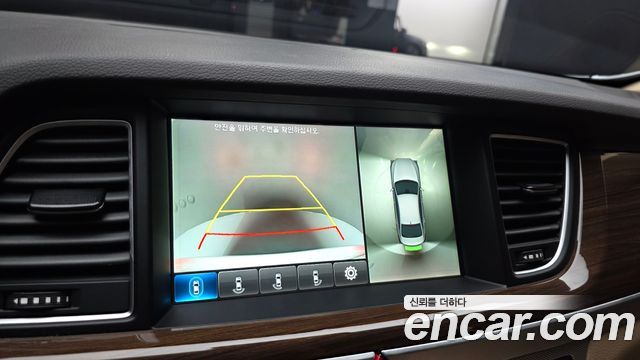 Genesis G80 2017 — photo 22