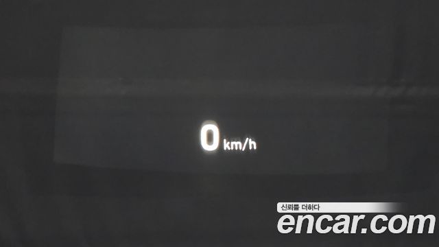 Genesis G80 2017 — photo 23