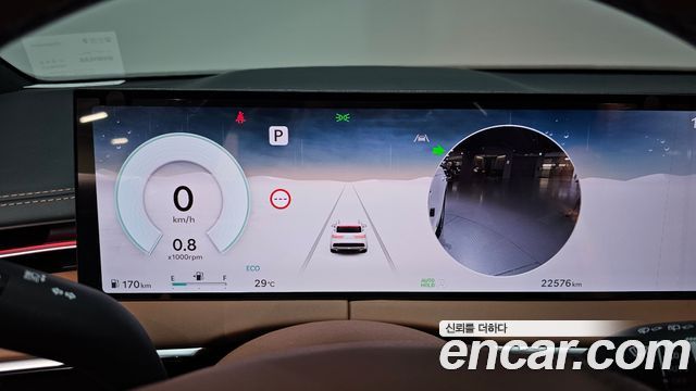 Genesis GV70 2025 — photo 11