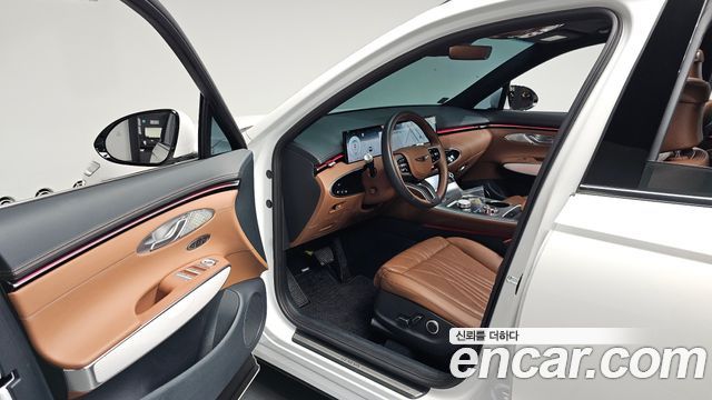 Genesis GV70 2025 — photo 13