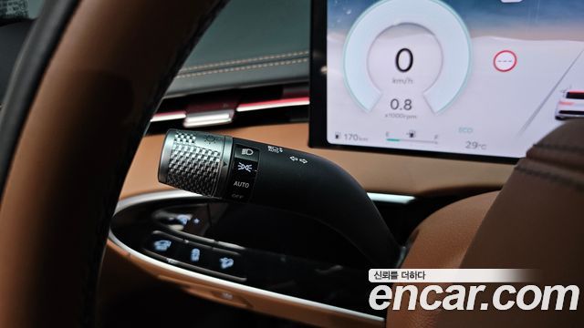 Genesis GV70 2025 — photo 21
