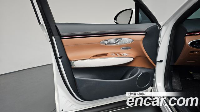 Genesis GV70 2025 — photo 14