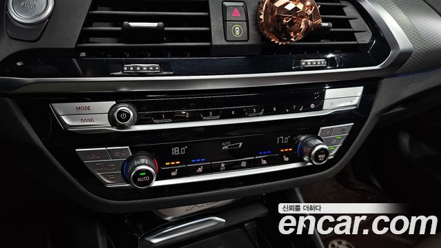 BMW X3 2021 — photo 17