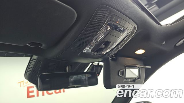 Mercedes-Benz GLA-Class 2023 — photo 24