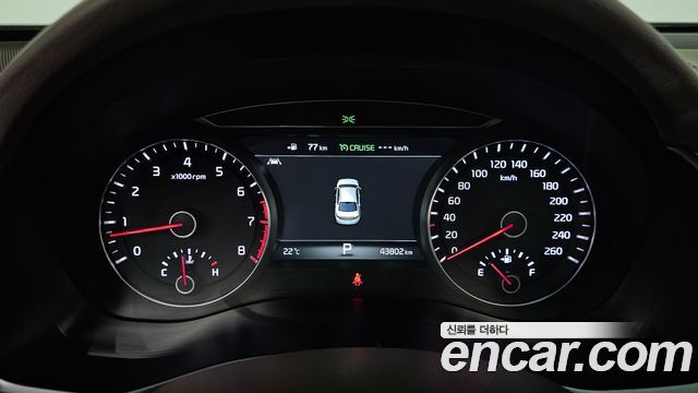 Kia K7 2018 — photo 11