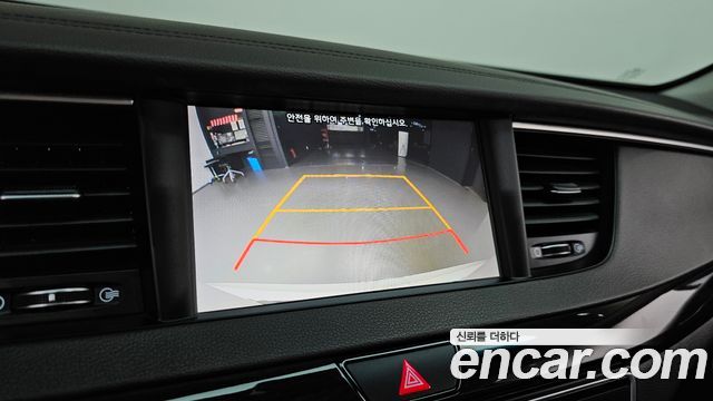 Kia K7 2018 — photo 20