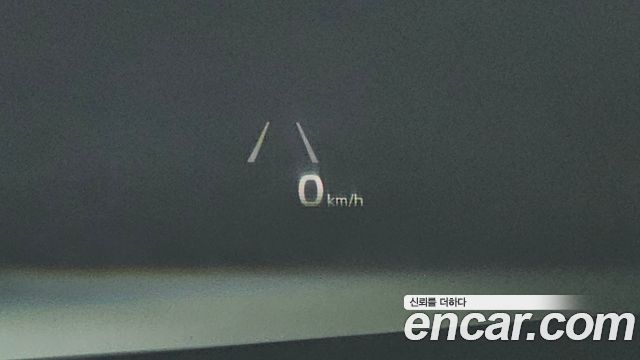 Kia K7 2018 — photo 21