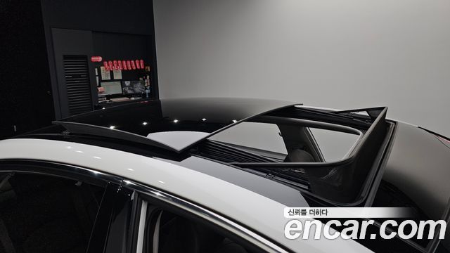 Kia K7 2018 — photo 25