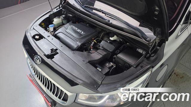 Kia Canival 2015 — photo 6