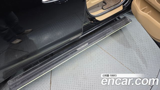 Kia Canival 2015 — photo 19