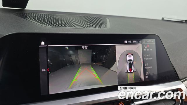BMW M4 2021 — photo 20