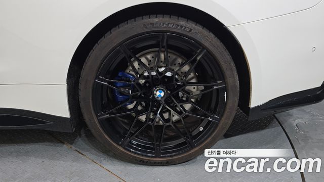 BMW M4 2021 — photo 7