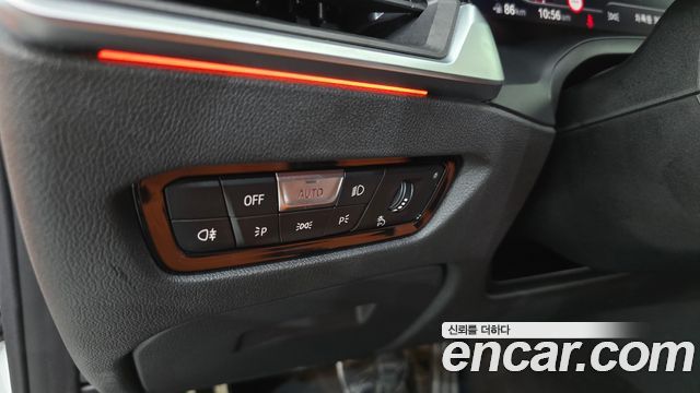 BMW M4 2021 — photo 28