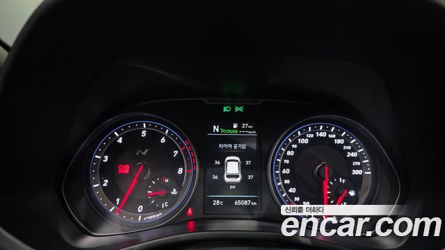 Hyundai Veloster 2019 — photo 11