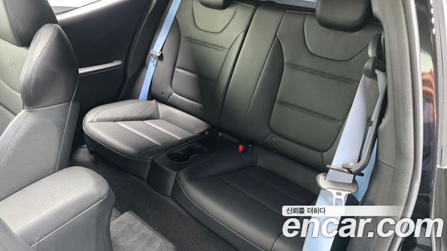 Hyundai Veloster 2019 — photo 17
