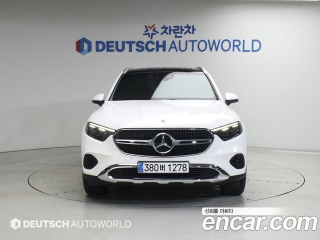 Mercedes-Benz GLC-Class 2025 — photo 3