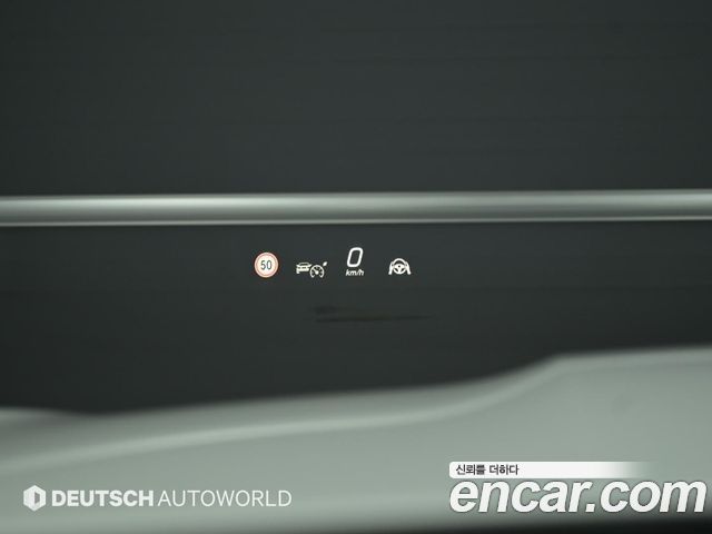 Mercedes-Benz GLC-Class 2025 — photo 17