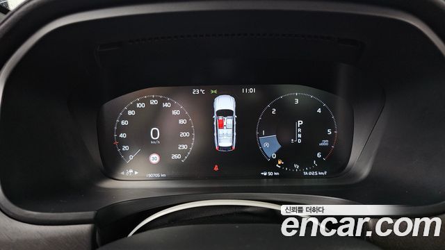 Volvo V90 2018 — photo 8