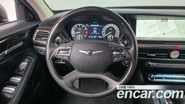Genesis G90 2019 — photo 13