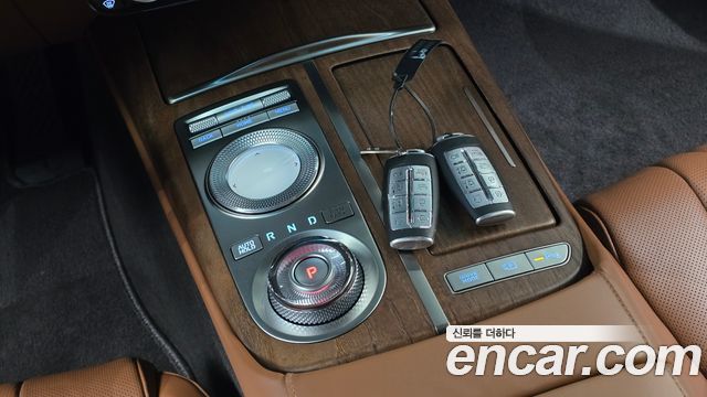 Genesis G80 2022 — photo 12