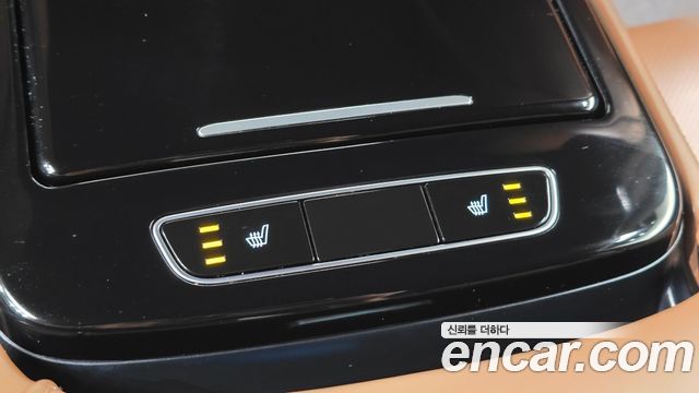 Genesis G80 2022 — photo 29