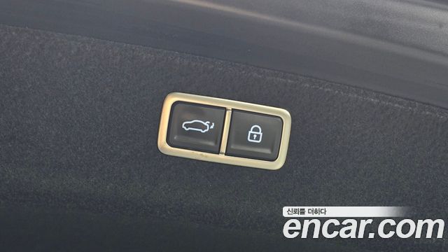 Genesis G80 2022 — photo 31