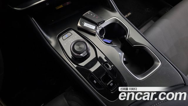 Lexus RZ 2023 — photo 12