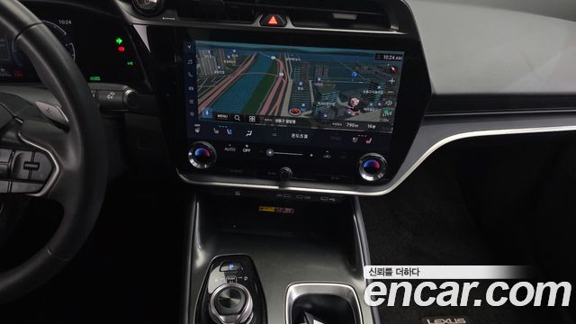 Lexus RZ 2023 — photo 21