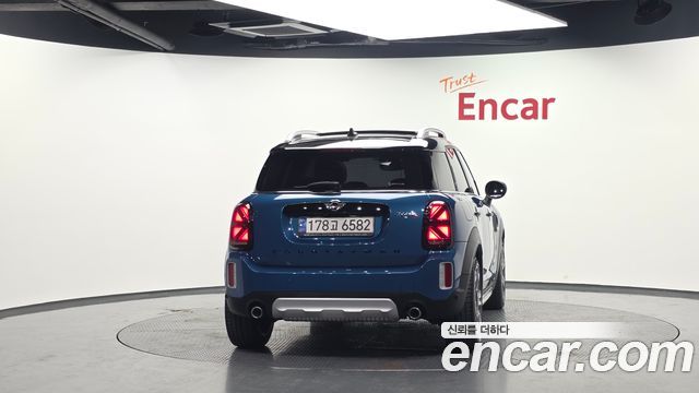Mini Countryman 2021 — photo 4