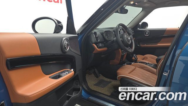 Mini Countryman 2021 — photo 10
