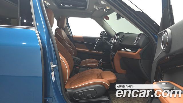 Mini Countryman 2021 — photo 12