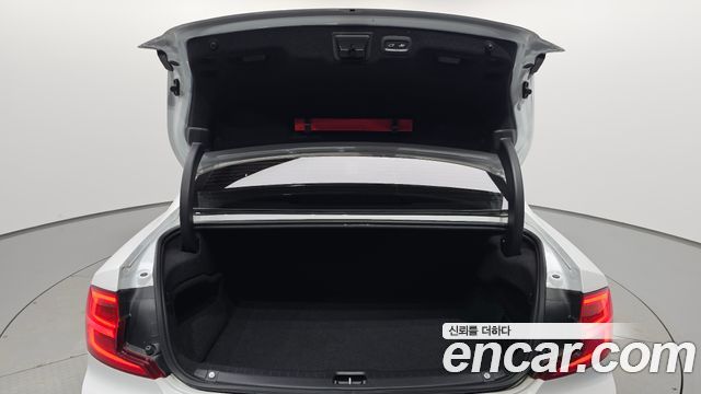 Volvo S90 2020 — photo 26
