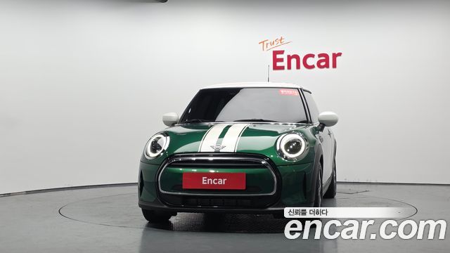 Mini Cooper 2022 — photo 3
