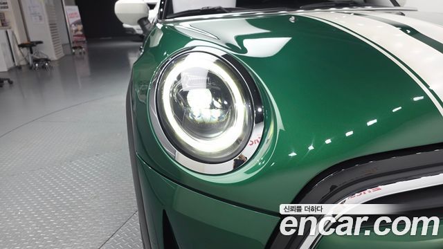 Mini Cooper 2022 — photo 8