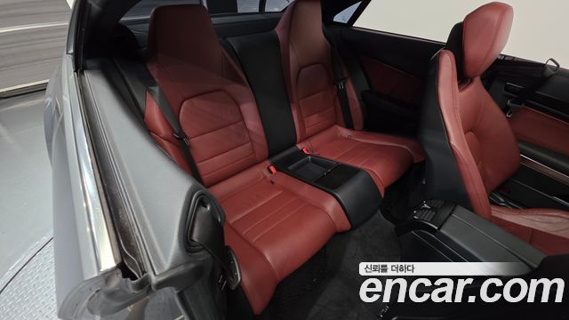 Mercedes-Benz E-Class 2013 — photo 12