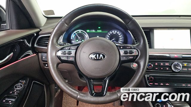 Kia K7 2017 — photo 15