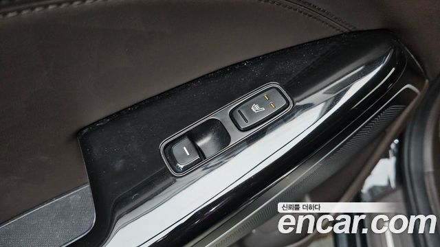 Kia K7 2017 — photo 19