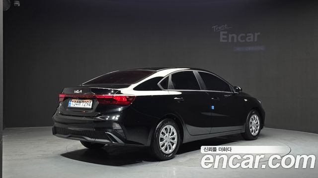 Kia K3 2023 — photo 2