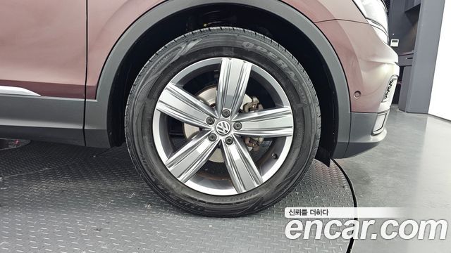 Volkswagen Tiguan 2018 — photo 7