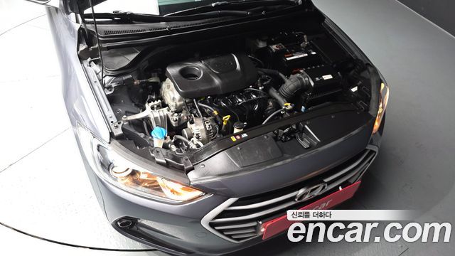 Hyundai AVANTE 2018 — photo 6