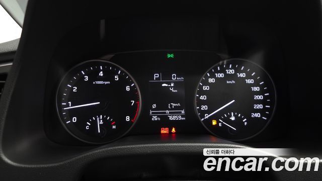 Hyundai AVANTE 2018 — photo 11