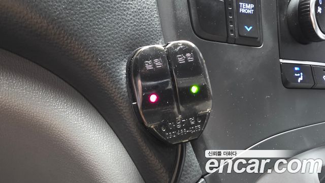 Hyundai Starex 2019 — photo 23