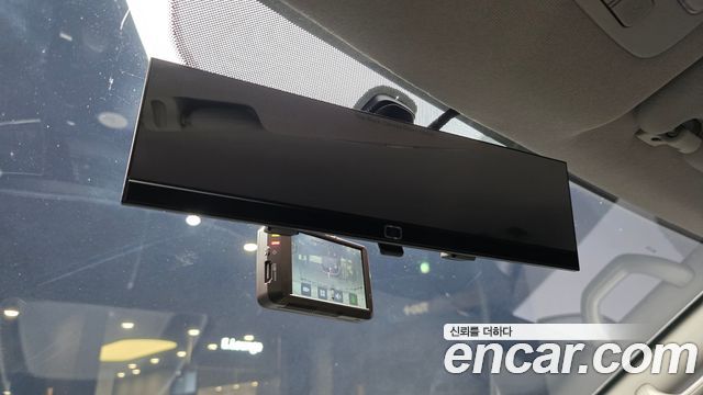 Hyundai Starex 2019 — photo 28
