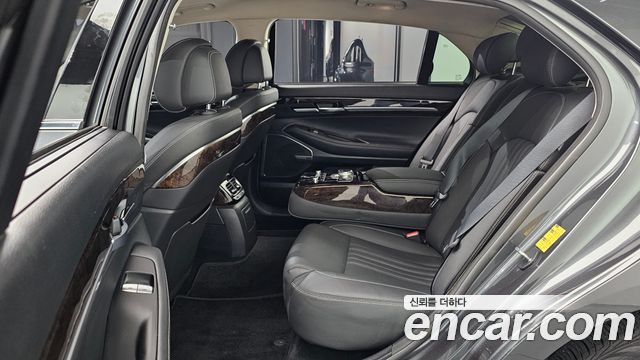 Genesis G90 2021 — photo 18