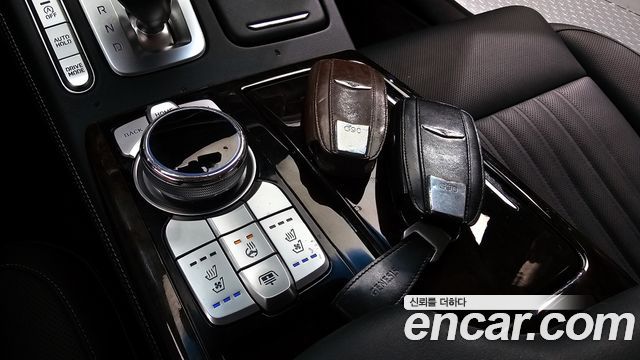 Genesis G90 2021 — photo 26