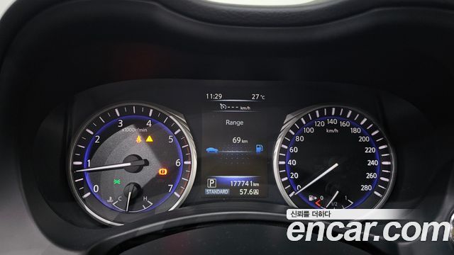 Infiniti Q50 2015 — photo 8