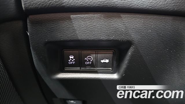 Infiniti Q50 2015 — photo 13