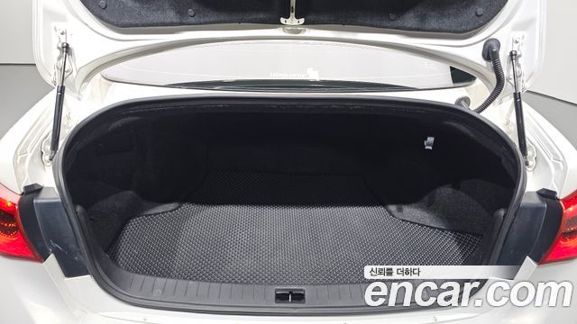 Infiniti Q50 2015 — photo 20