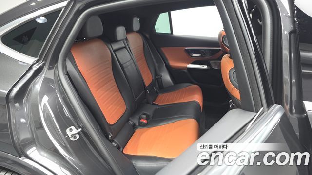 Mercedes-Benz GLC-Class 2024 — photo 11